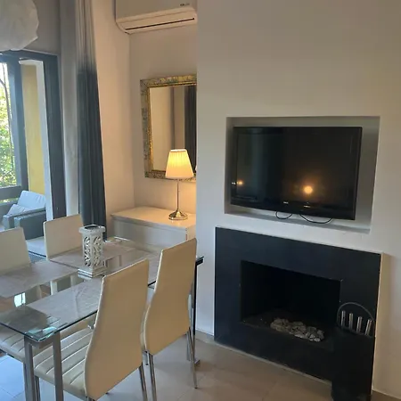 Trueno Apartment *